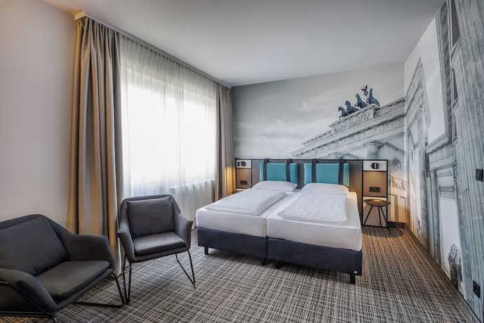 Hotel Lützow, Primary image