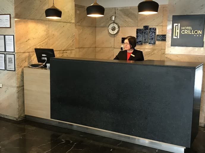 Crillon Mendoza, Reception