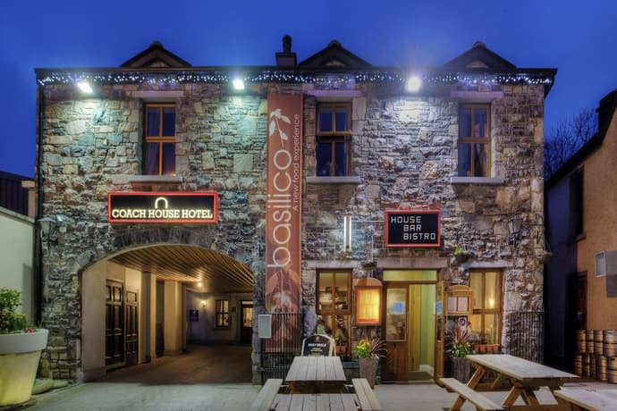 Coach House Hotel, Primary image