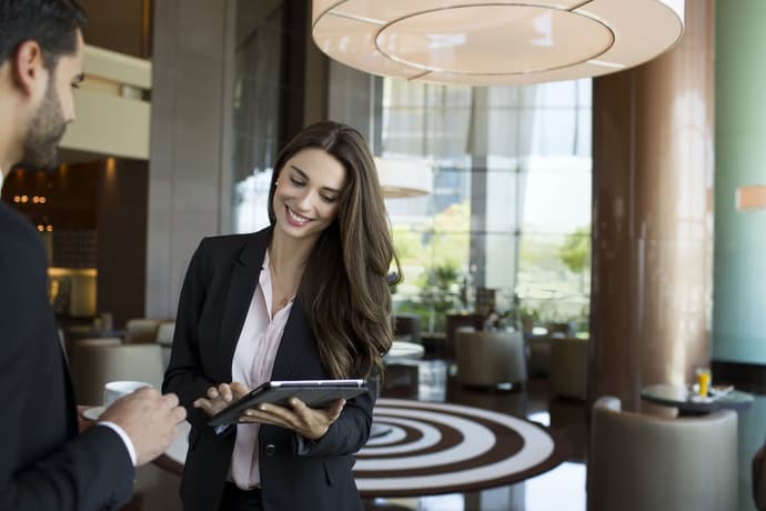 Park Rotana Abu Dhabi, Lobby