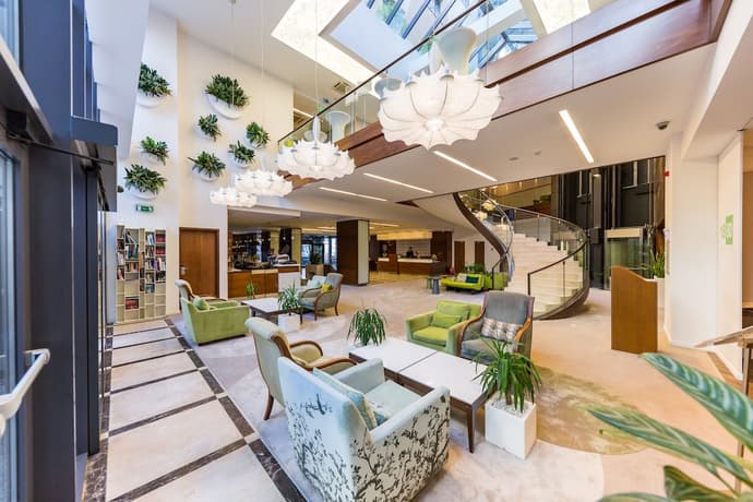 Capital Plaza Hotel, Primary image