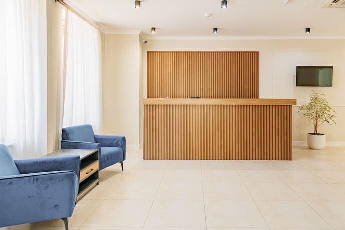 Route Hotel, Primary image