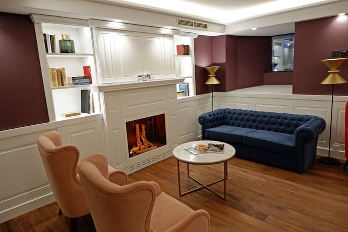 Hotel Colón Plaza, Primary image