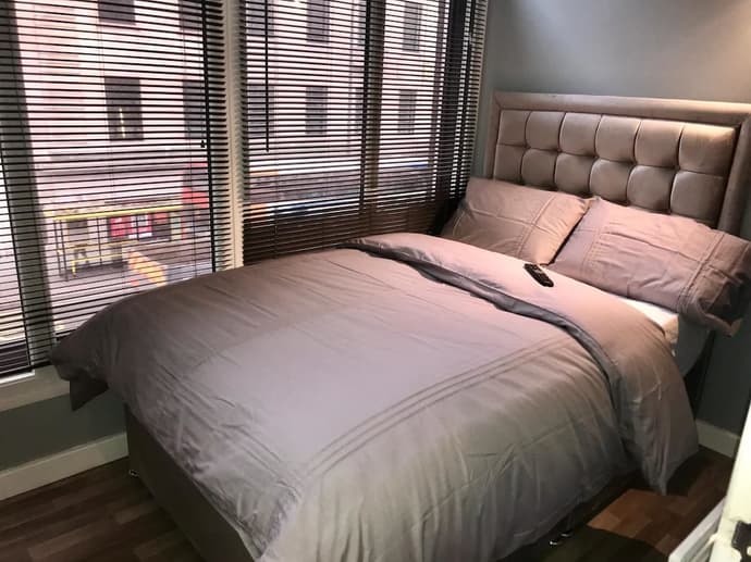 Brownlows Inn, Primary image