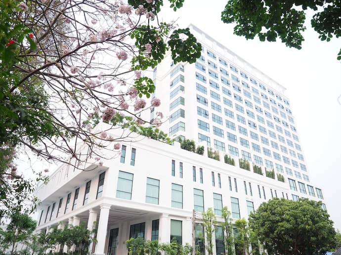 Empress Premier Hotel, Primary image