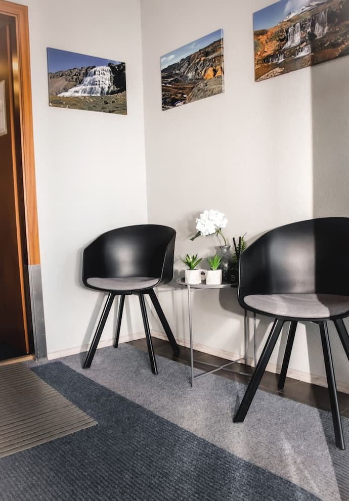 B&B Guesthouse - Bed and Breakfast Keflavik Centre