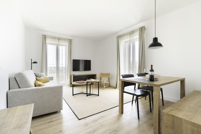 Port Plaza Apartments, Primary image