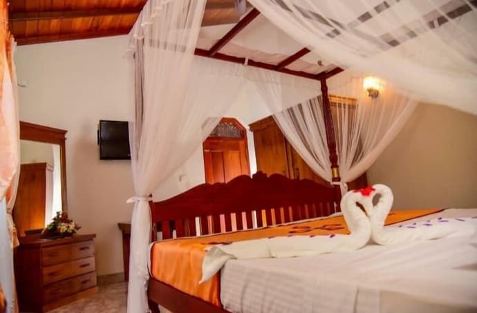 Lucky Prince Villa & Ayurveda Wellness