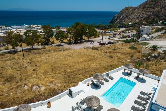 Ancient Thera Apartments, Primary image