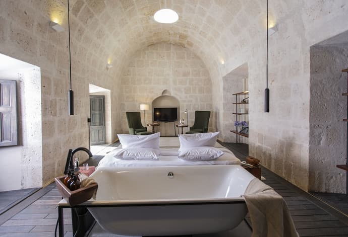 Cirqa - Relais & Châteaux, Room