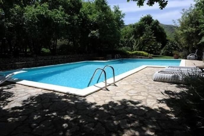 Villa Misita, Primary image