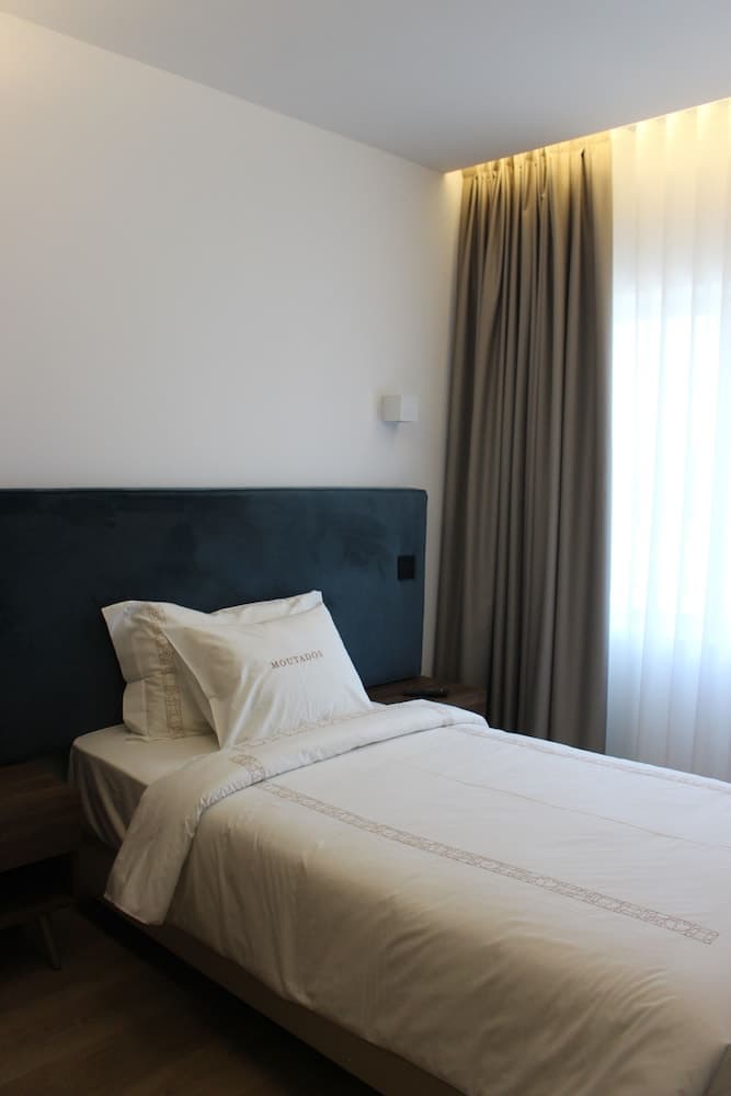 HOTEL MOUTADOS