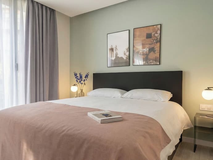 Limehome Barcelona Rector Triadó