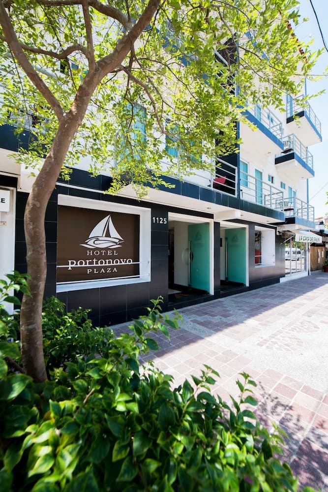 Hotel Portonovo Plaza Malecón