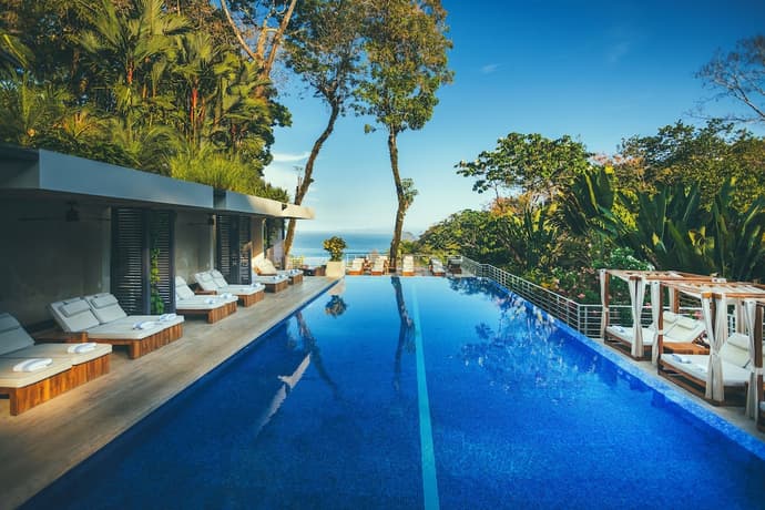 Los Altos Resort, Primary image