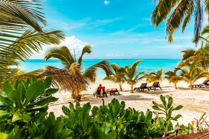 Tamanu Beach, Primary image