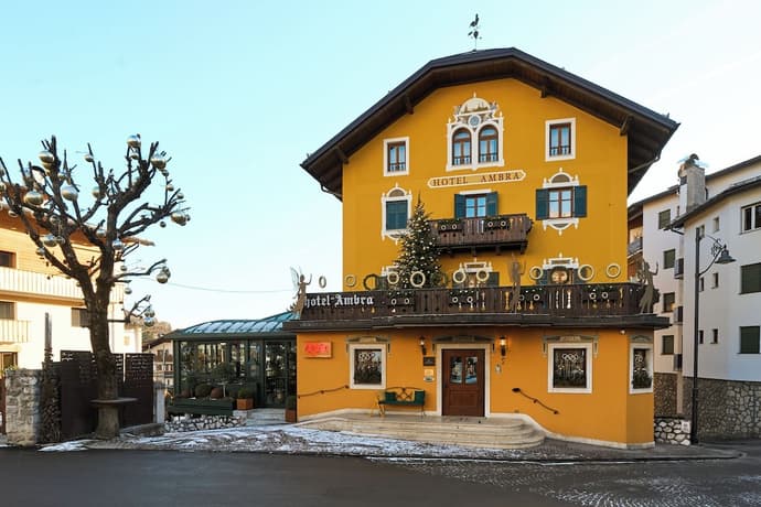 Ambra Cortina Luxury & Fashion Boutique Hotel