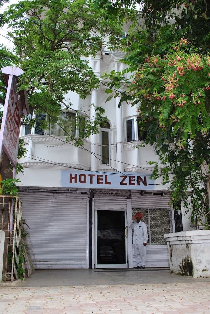 Hotel Zen