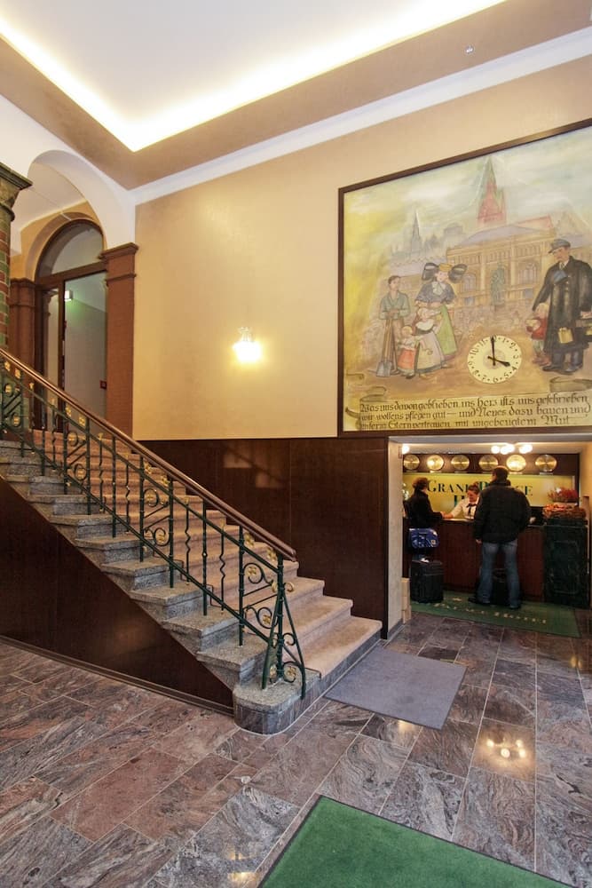 Grand Palace Hotel Hannover, Reception