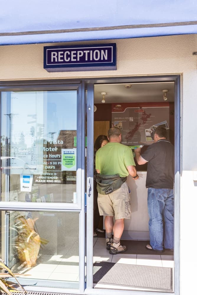 Bella Vista Motel Rotorua, Interior entrance