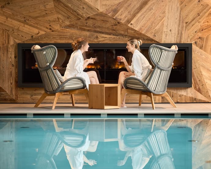 Hotel Marmolada, Primary image