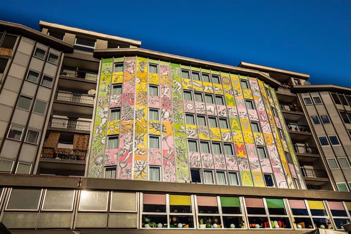 Omama Hotel, Primary image