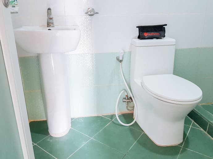 RedDoorz @ Caimito Drive Dampas