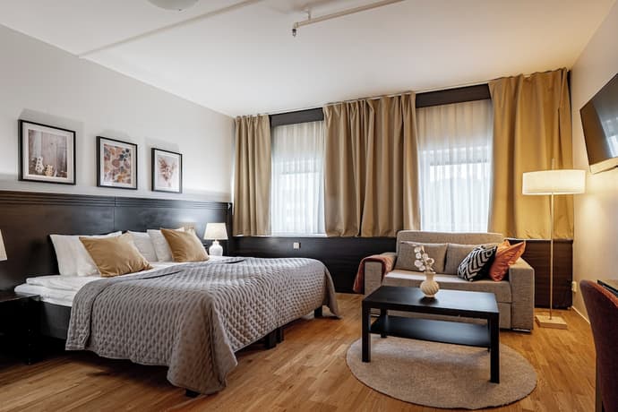 Solna Park & Hotel, Primary image