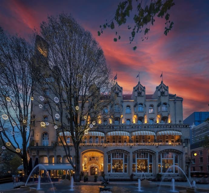 Clayton Hotel Amsterdam American, Primary image