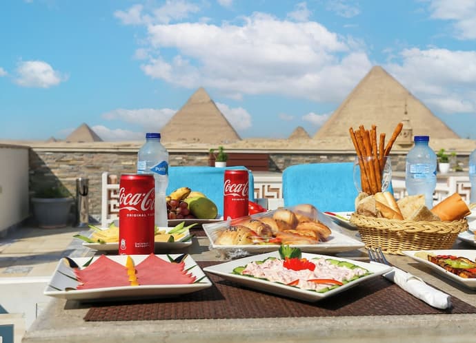 Pyramid Edge Hotel & Exclusive Pyramids View Rooftop