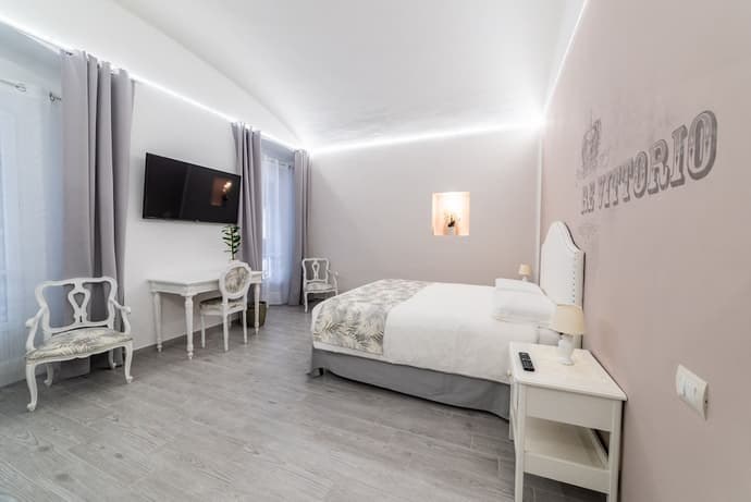 Re Vittorio, Primary image