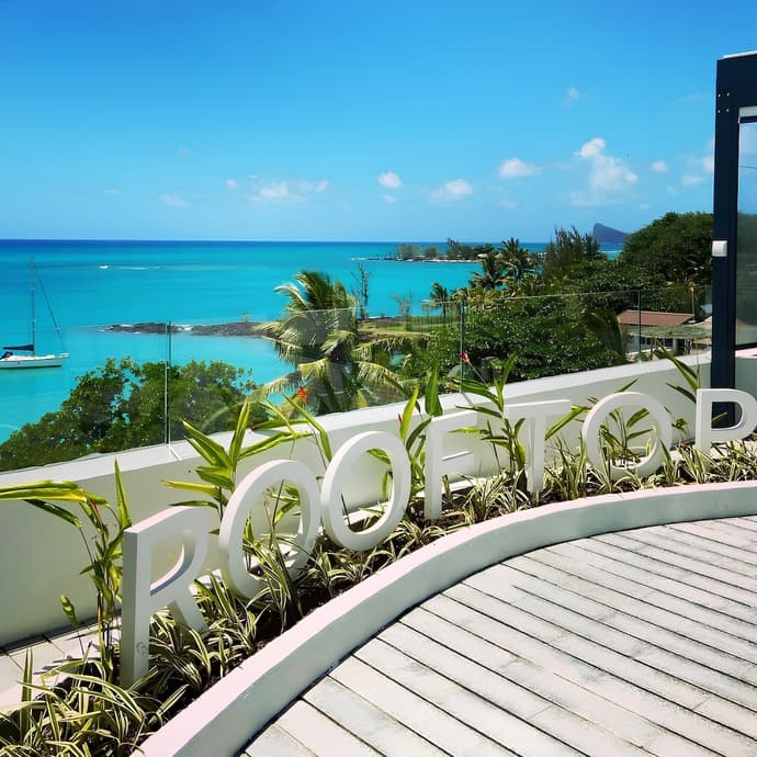 Ocean V Hotel, Primary image