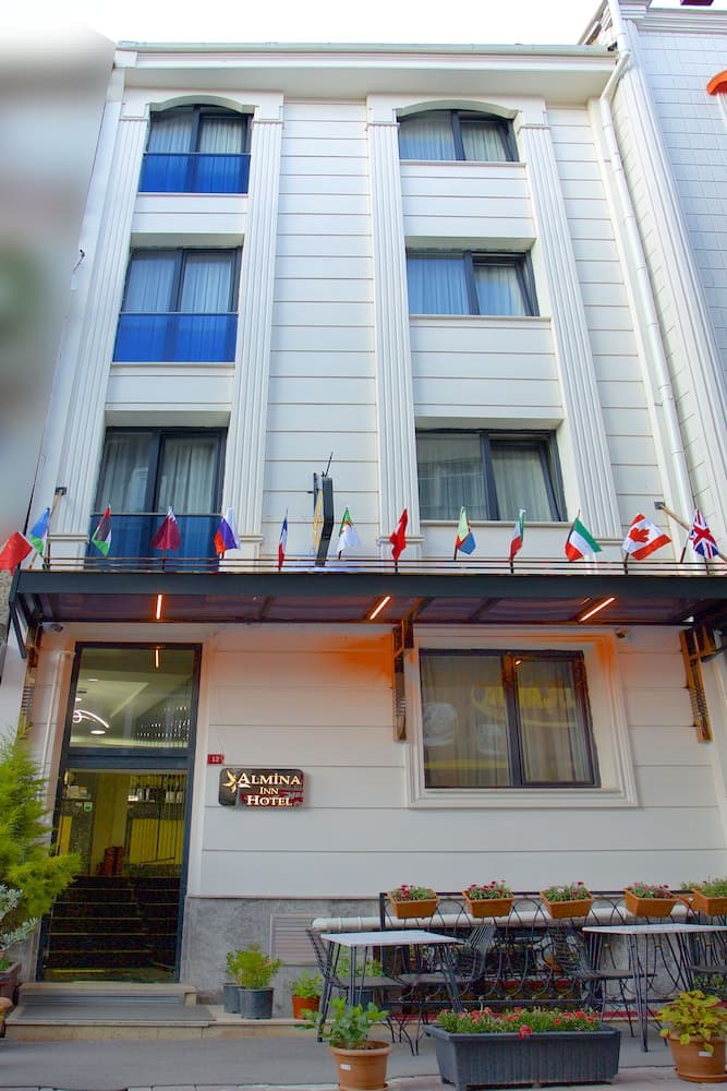 Almina Inn Hotel, Primary image