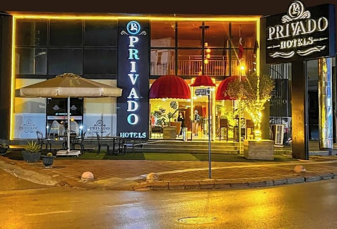 Privado Hotels, Primary image