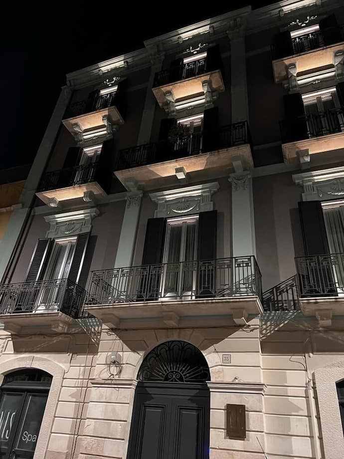 Vis Urban Suites & Spa