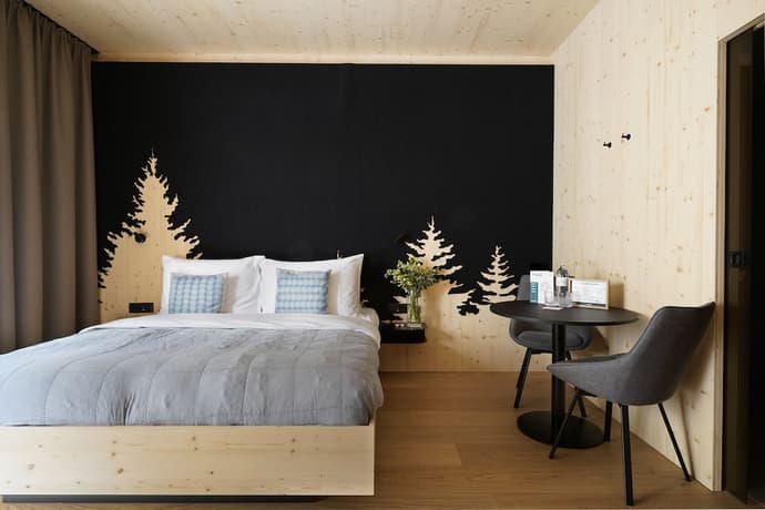 Numa Vienna Wood