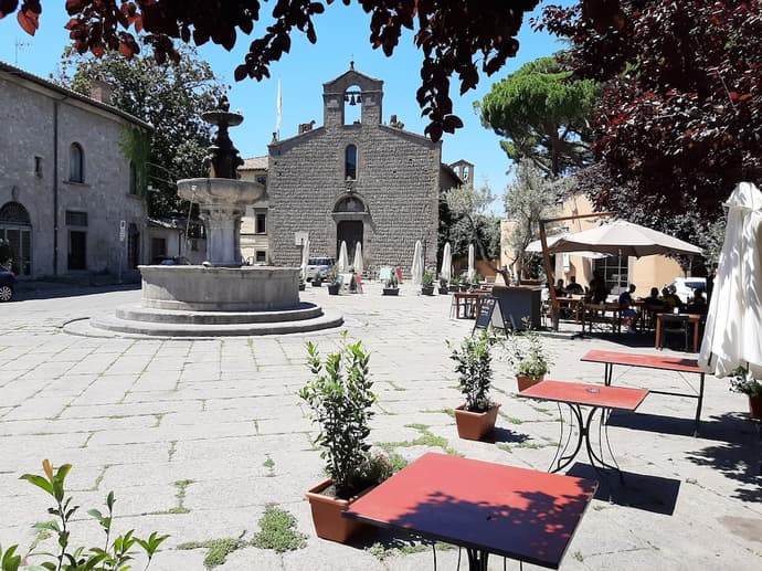 AL22 di Piazza del Gesù