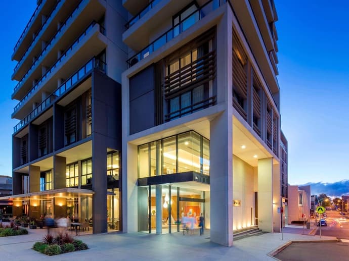 Novotel Newcastle Beach