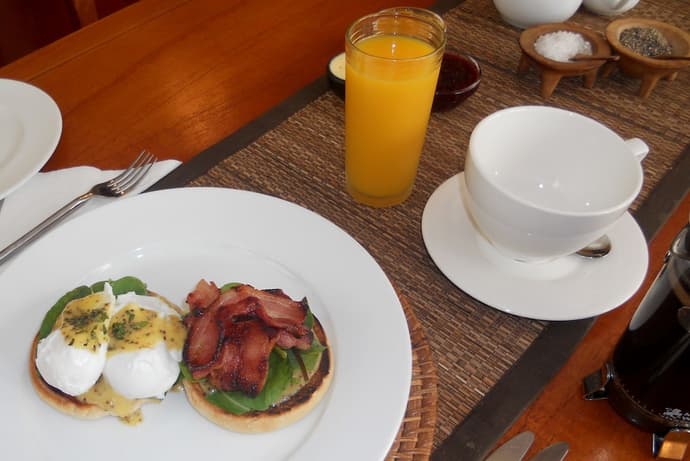 Lupton Lodge, Primary image