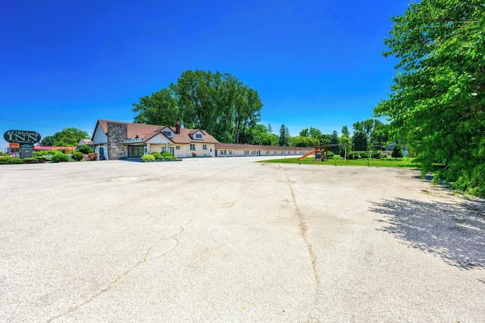 The Gables inn, Primary image