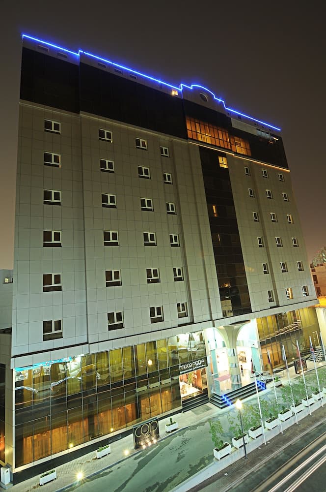 Corp Executive Hotel Doha Suites