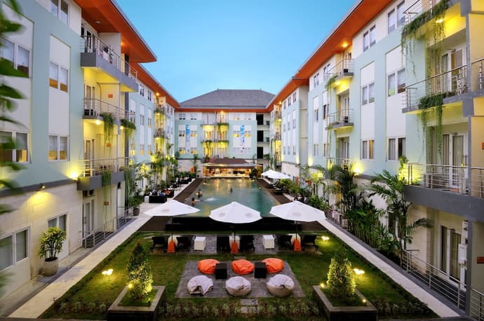 HARRIS Hotel & Residence Riverview Kuta Bali