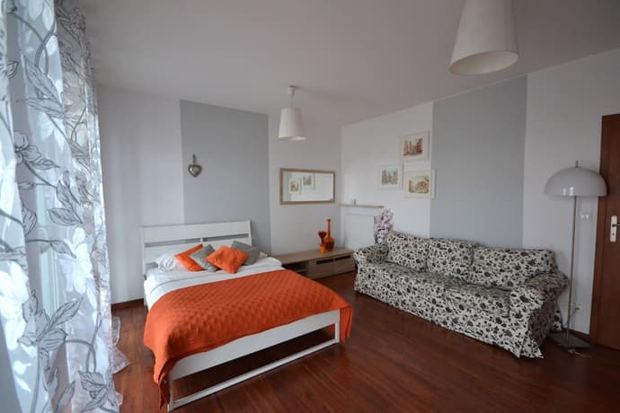 Senator Warsaw Apartments