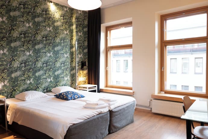 Hotel Finn, Primary image