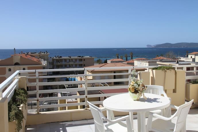 Residenza Gardenia, Primary image