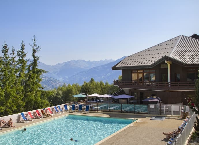 VVF Les sittelles à Montalbert