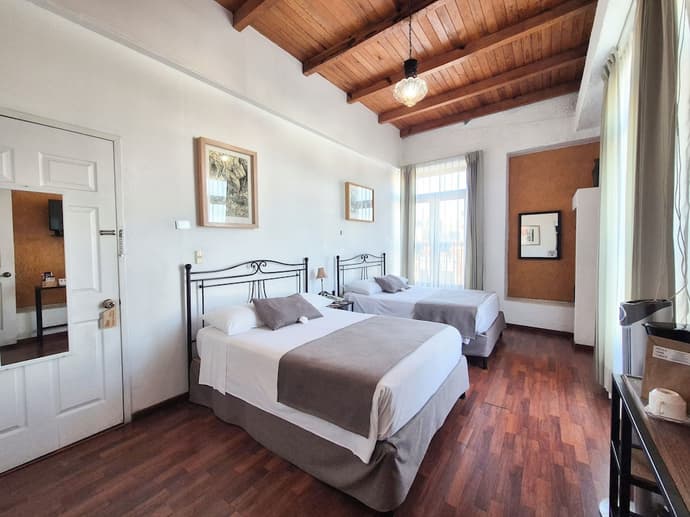 Pórtico Hotel & Galería