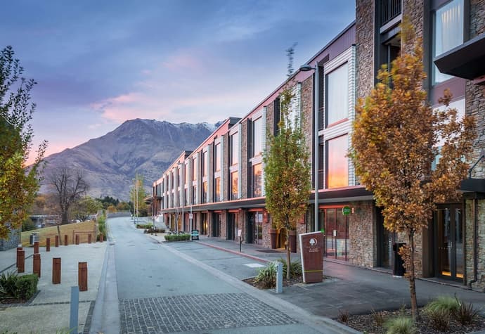 DoubleTree by Hilton Queenstown, Primary image