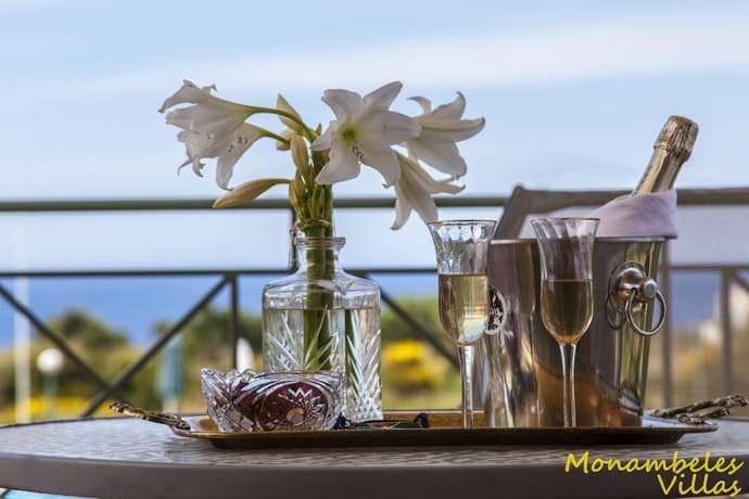 Monambeles Villas