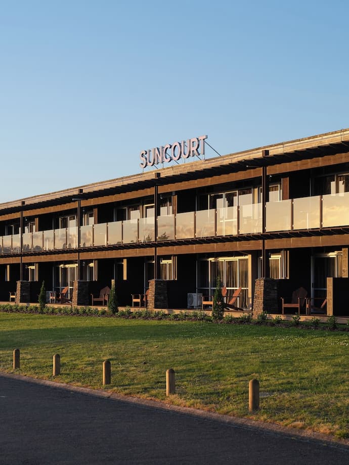 Suncourt Hotel & Conference Centre